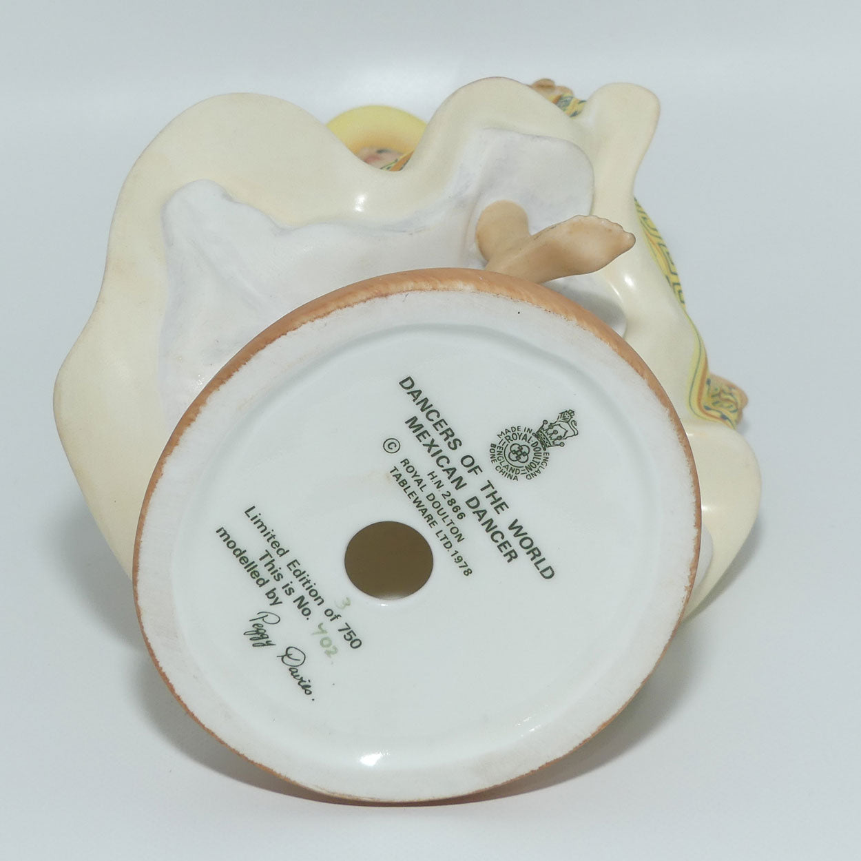 HN2866 Royal Doulton figure Mexican Dancer | LE702/750 | Box, Base + Cert