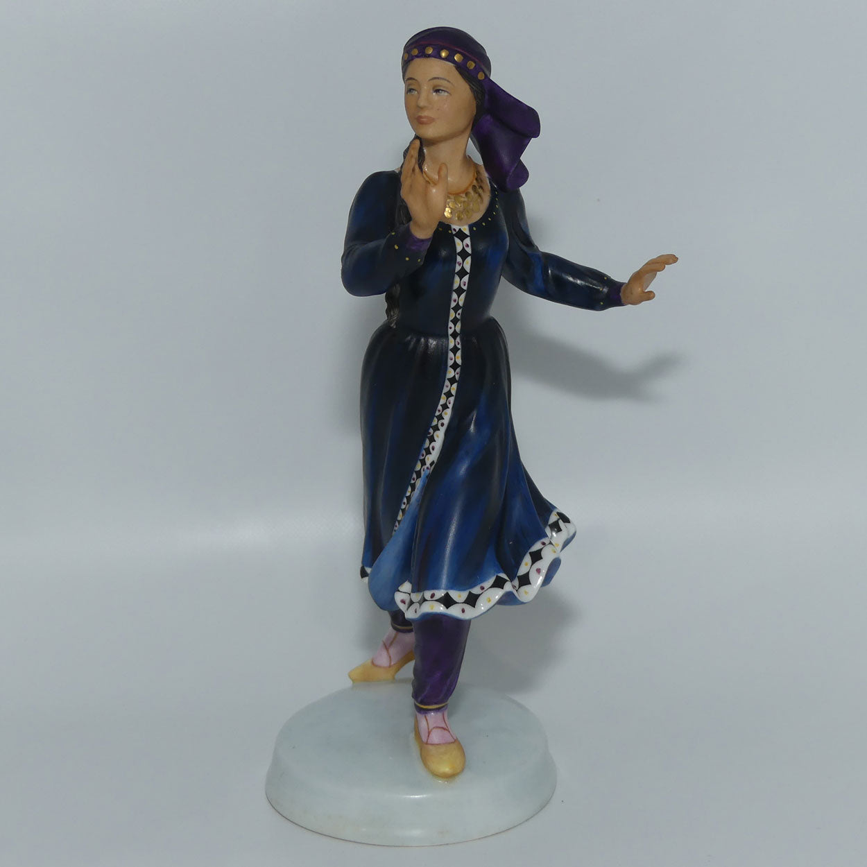 HN2867 Royal Doulton figure Kurdish Dancer | LE707/750 | Box, Base + Cert
