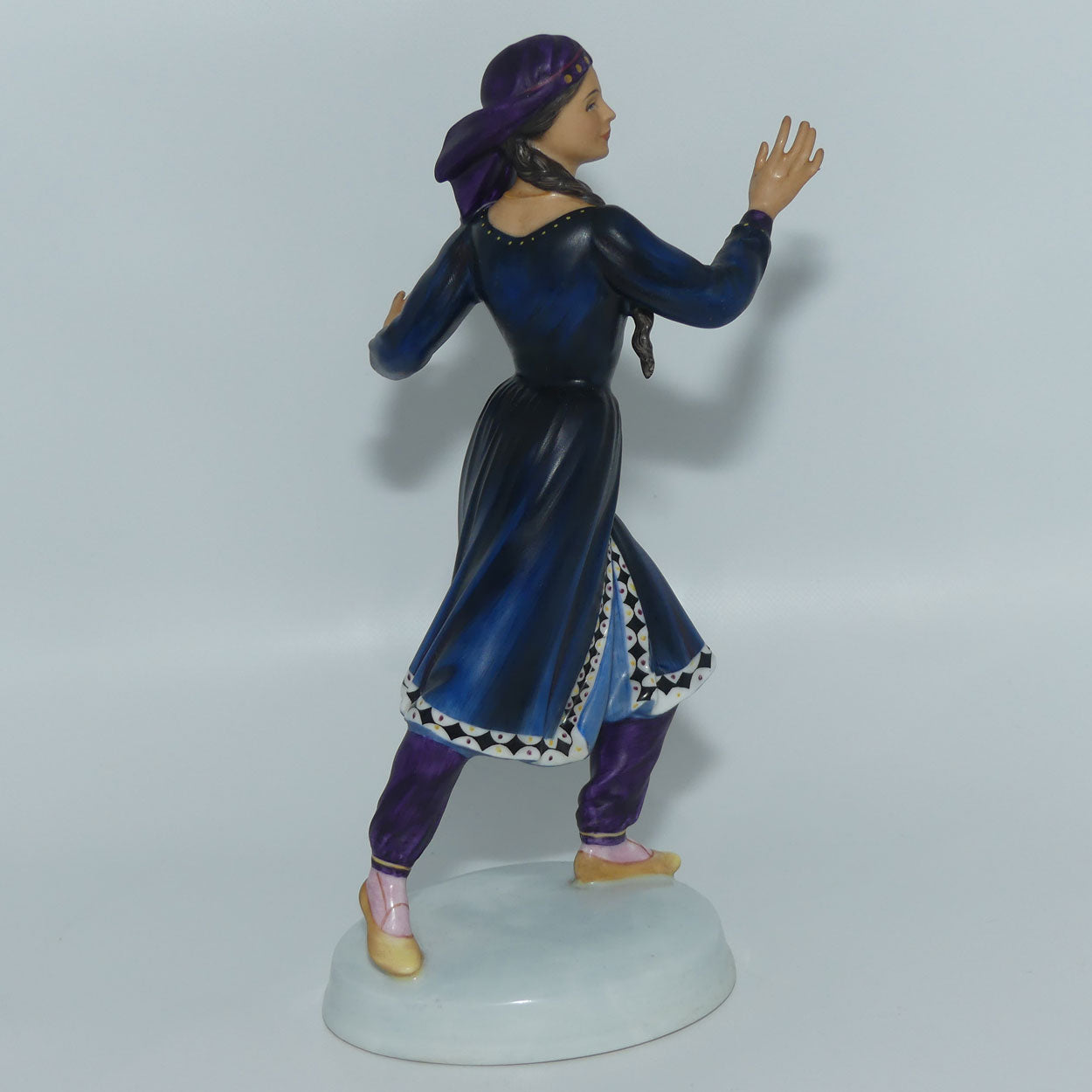 HN2867 Royal Doulton figure Kurdish Dancer | LE707/750 | Box, Base + Cert