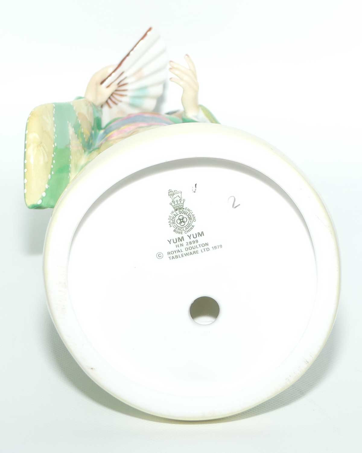 HN2899 Royal Doulton figure | Gilbert and Sullivan | Yum Yum 