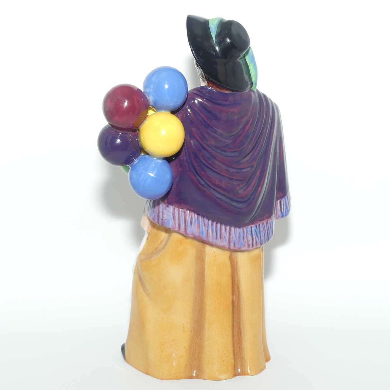HN2935 Royal Doulton figure Balloon Lady