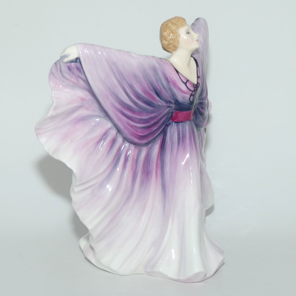HN2938 Royal Doulton figure Isadora