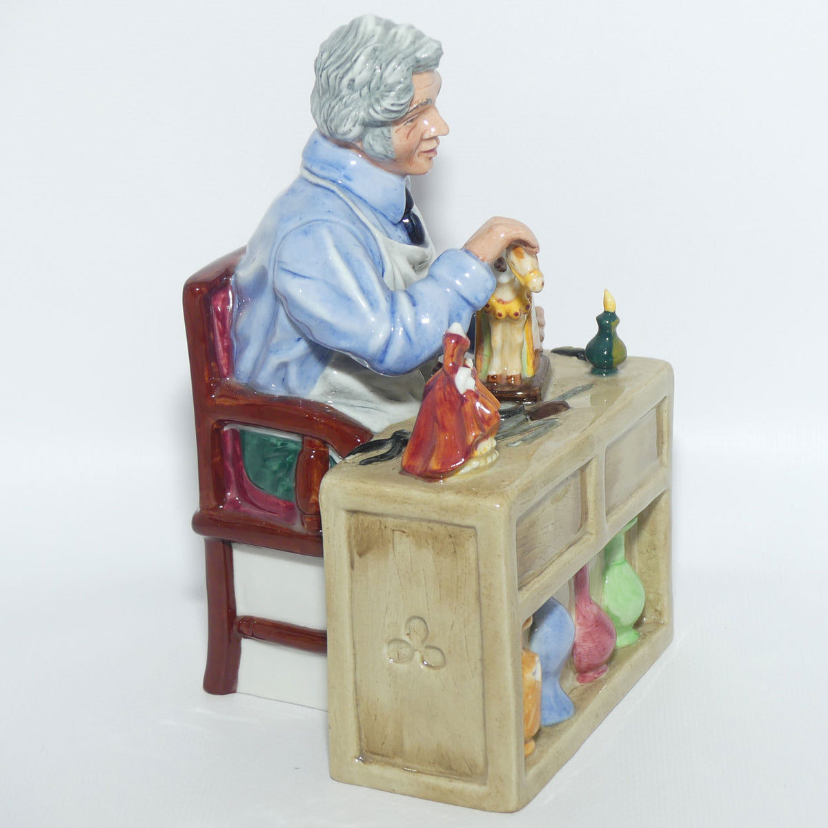 HN2943 Royal Doulton figure The China Repairer | Boxed