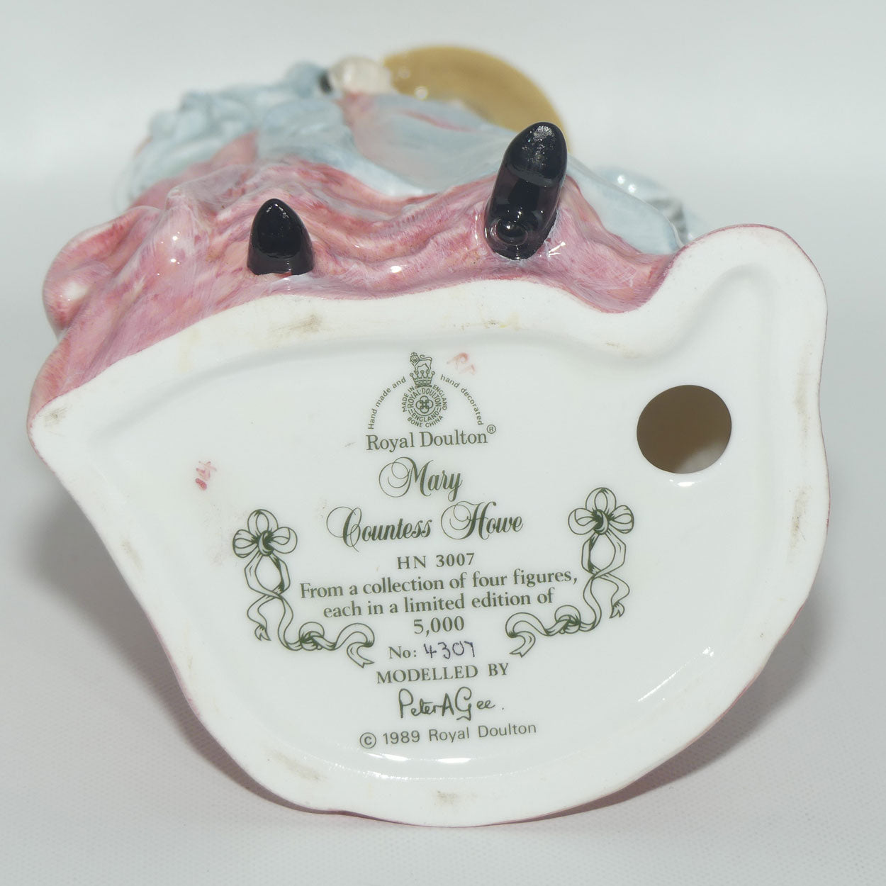 HN3007 Royal Doulton figure Mary, Countess Howe | LE 4307/5000