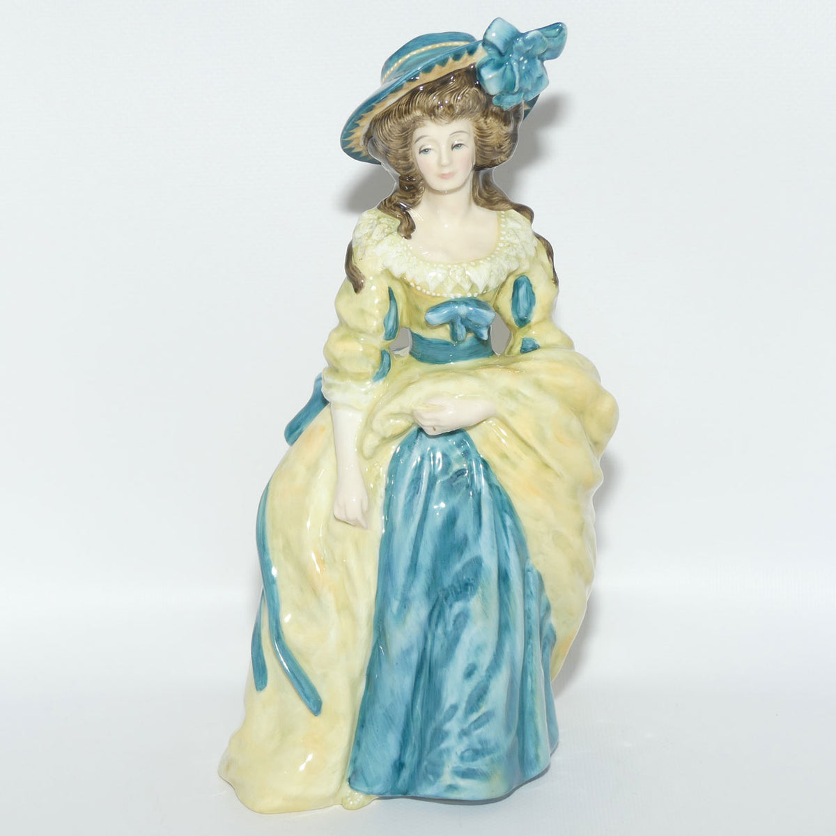 HN3008 Royal Doulton figure Sophia Charlotte, Lady Sheffield | LE 2304/5000 + Cert