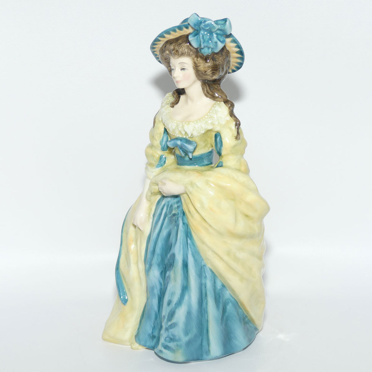 HN3008 Royal Doulton figure Sophia Charlotte, Lady Sheffield | LE 2304/5000 + Cert