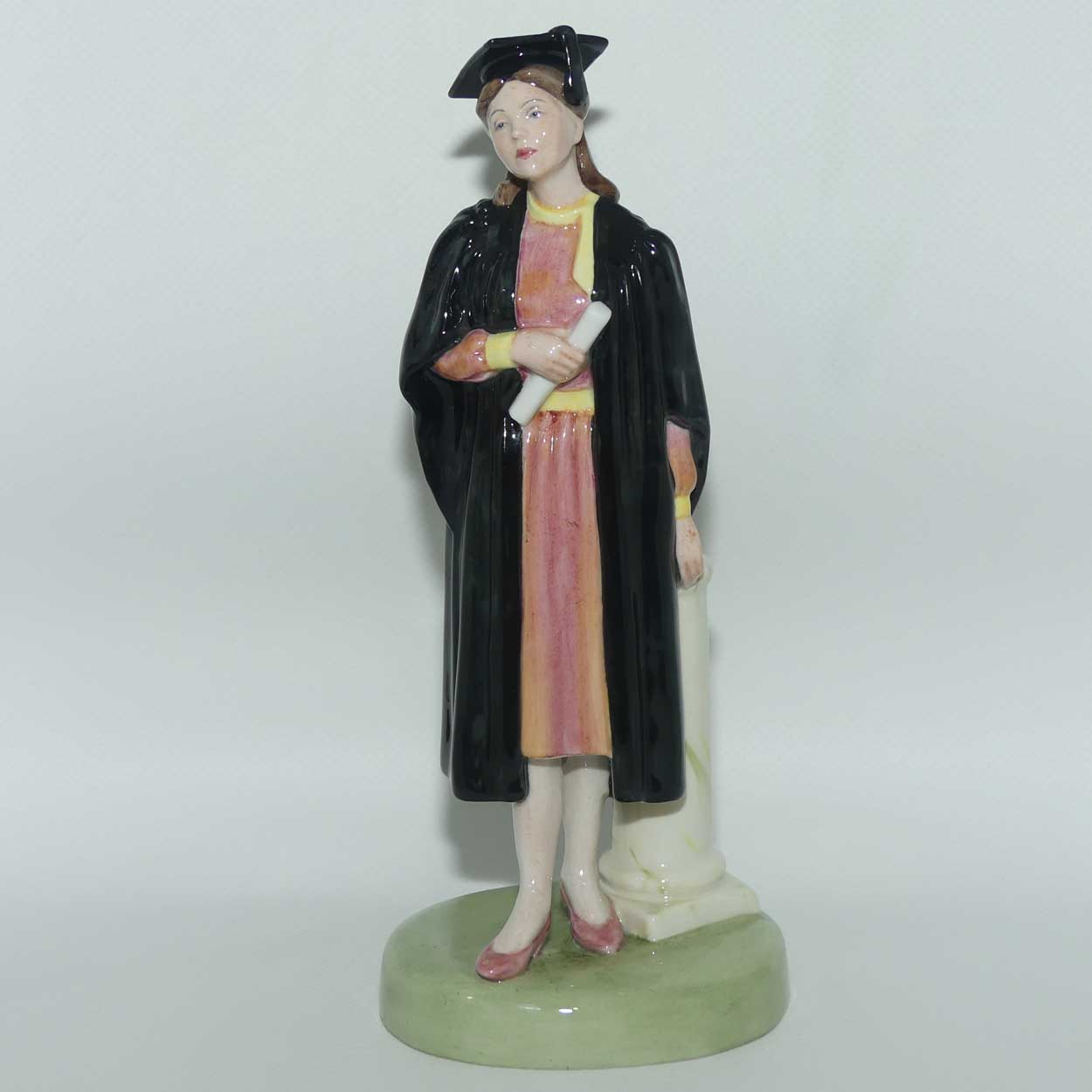 HN3016 Royal Doulton figure The Graduate | Female
