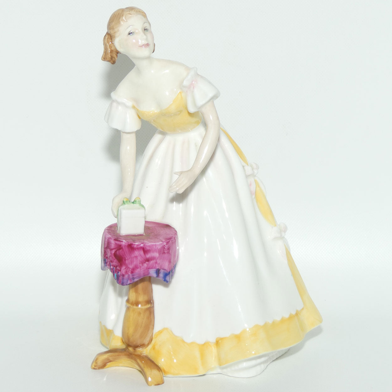 HN3095 Royal Doulton figure Happy Birthday #2