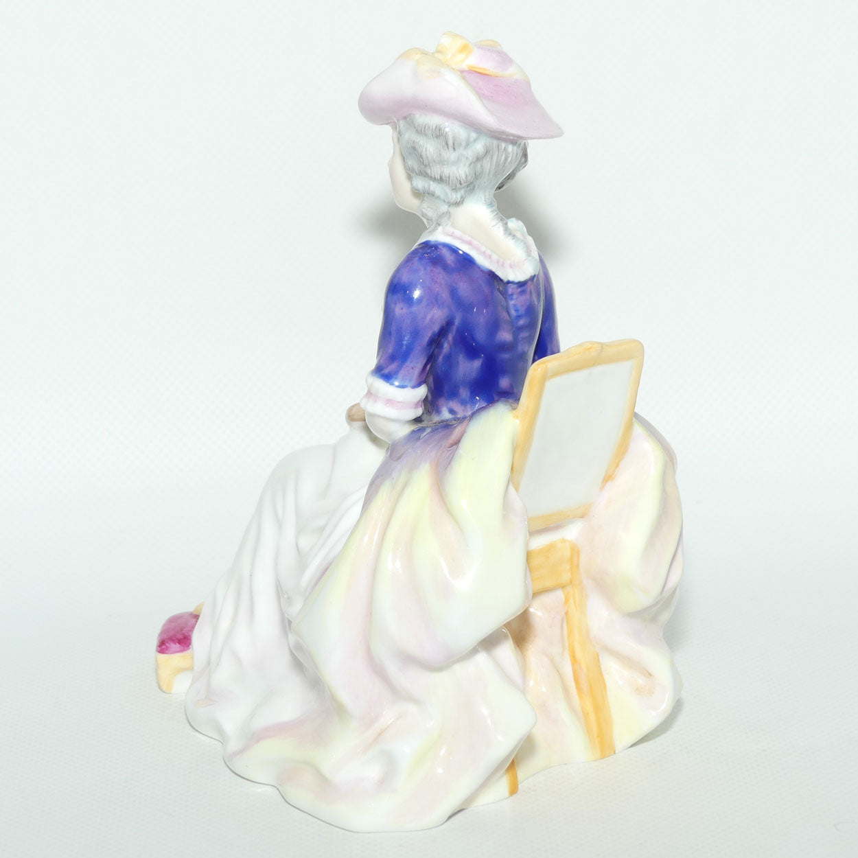 HN3100 Royal Doulton figure Kathleen | Purple | signed + Cert