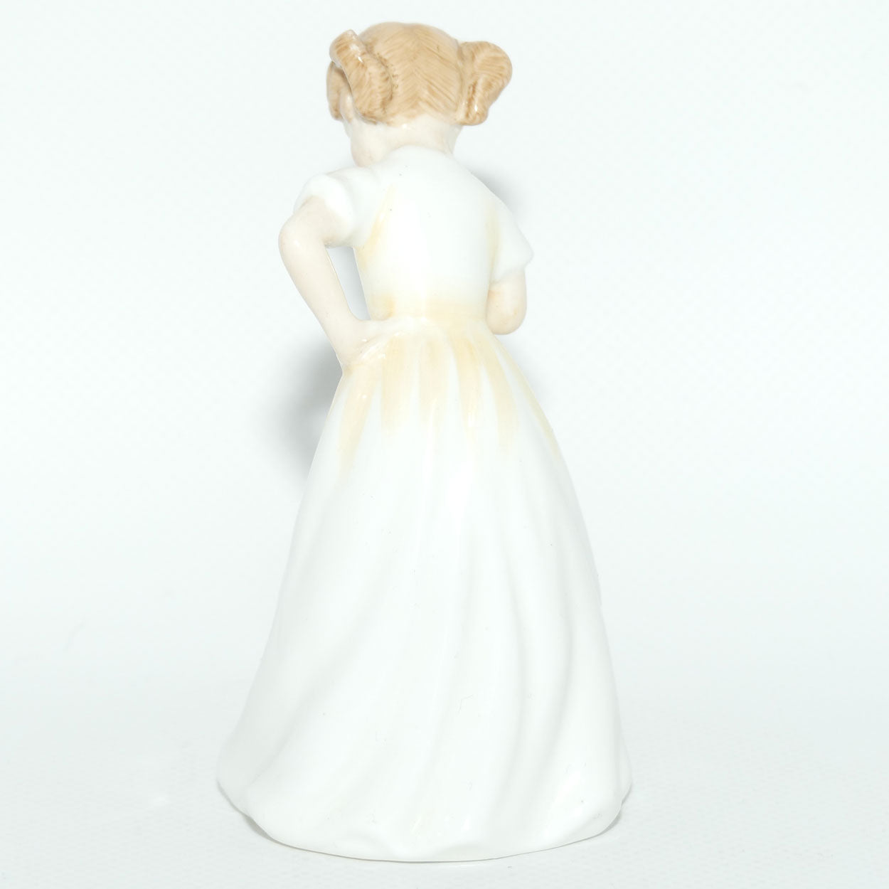 HN3123 Royal Doulton figure Sit | #1