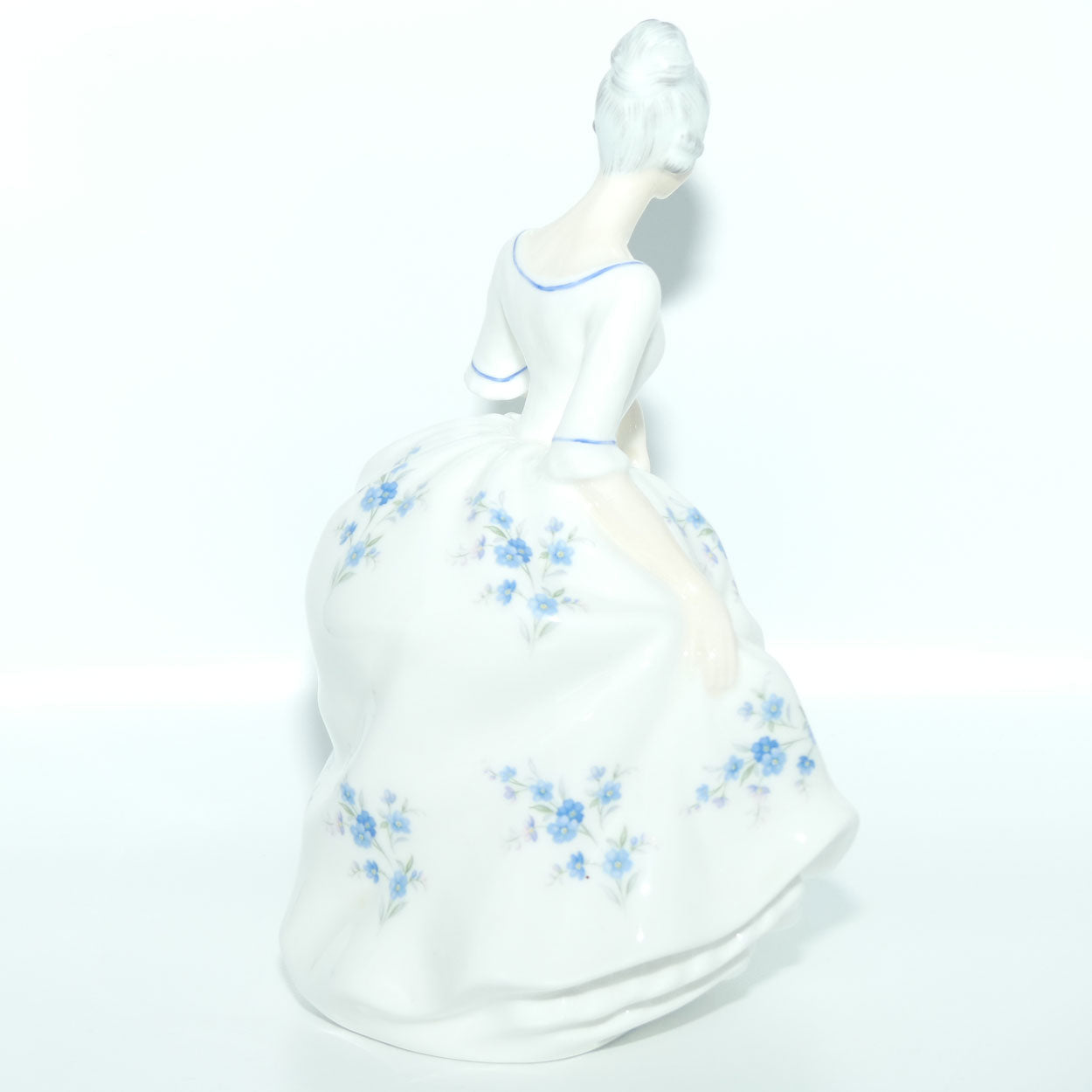 HN3170 Royal Doulton figure Caroline | #2