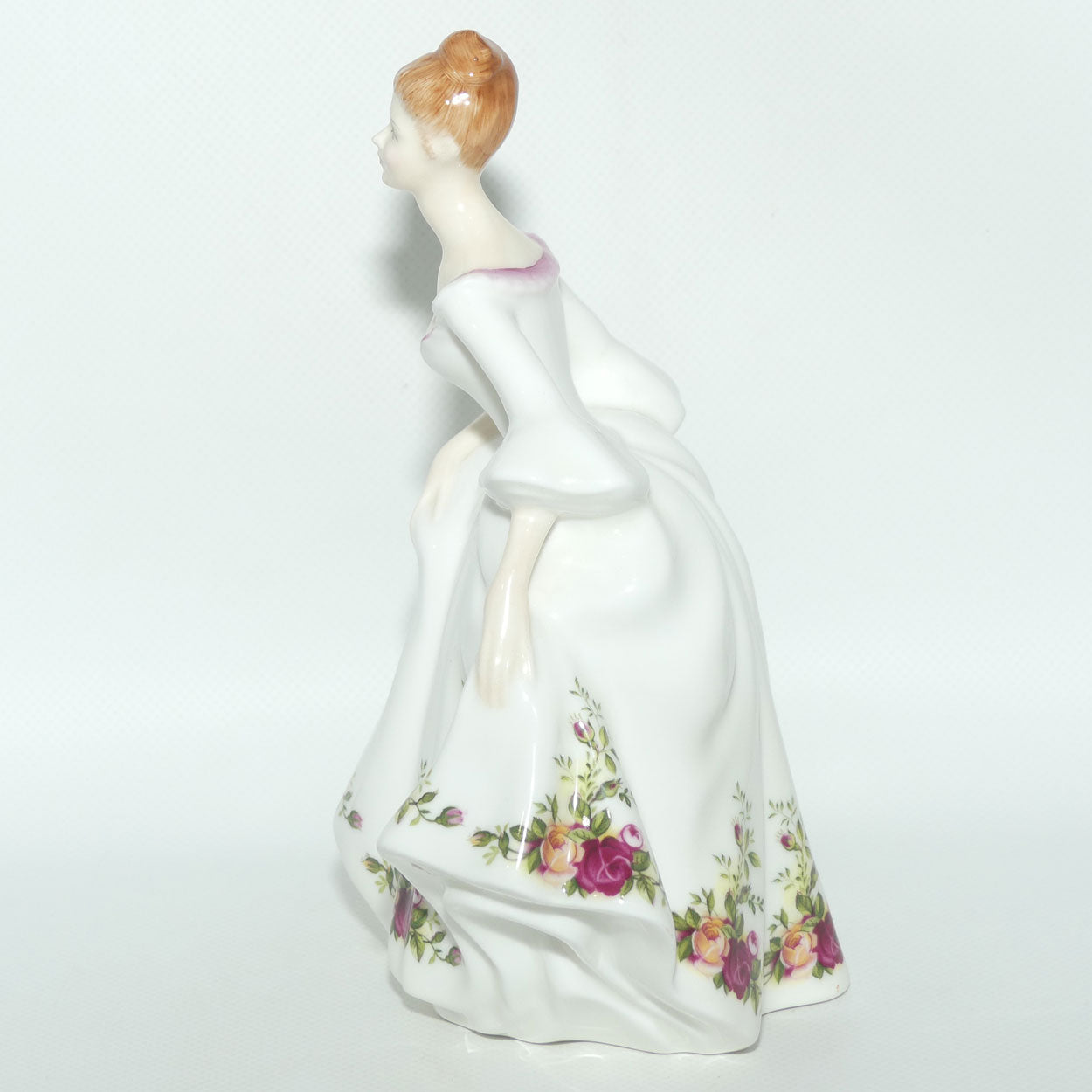 HN3221 Royal Doulton figure Country Rose