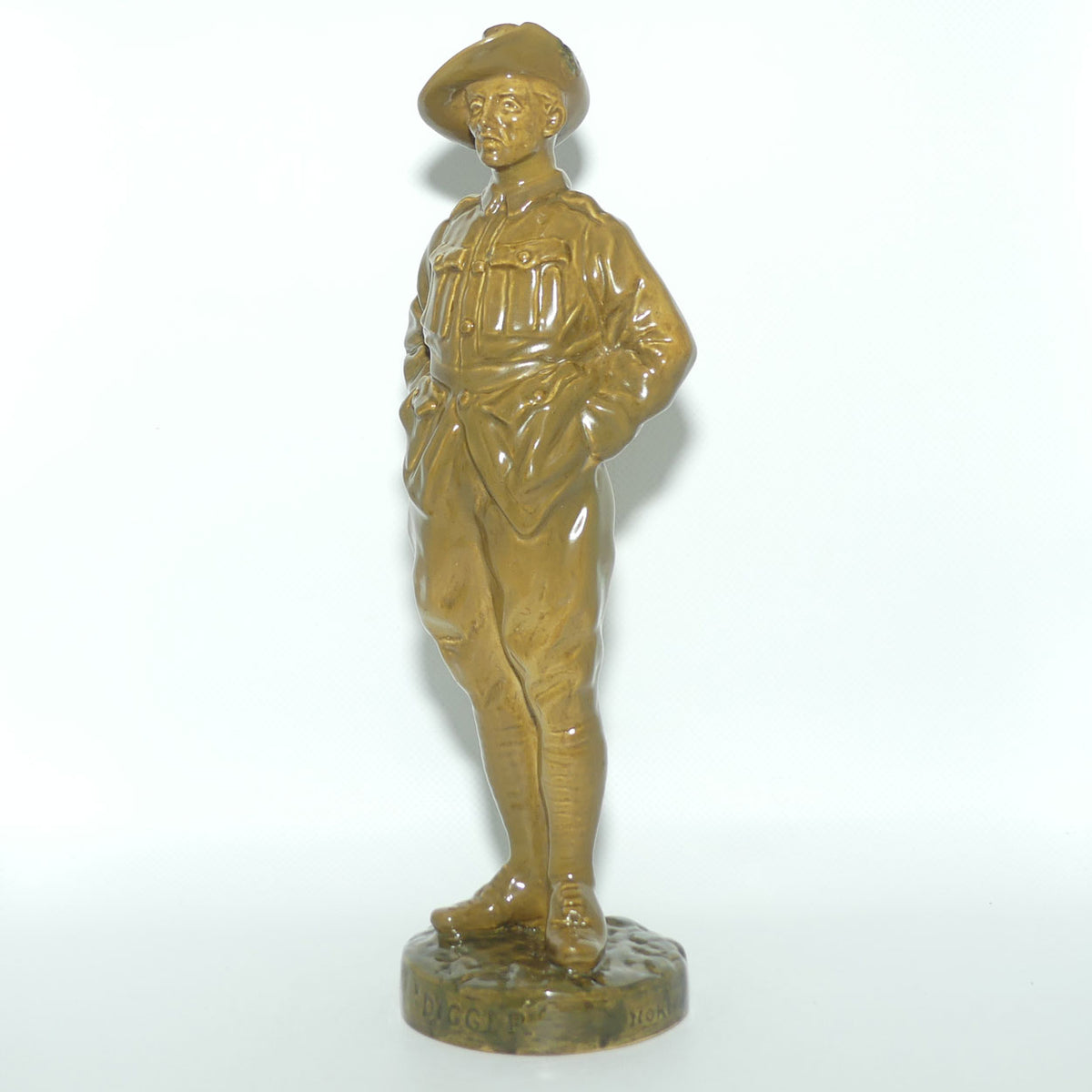 HN0322 or HN353 Royal Doulton character figure Digger | Australian