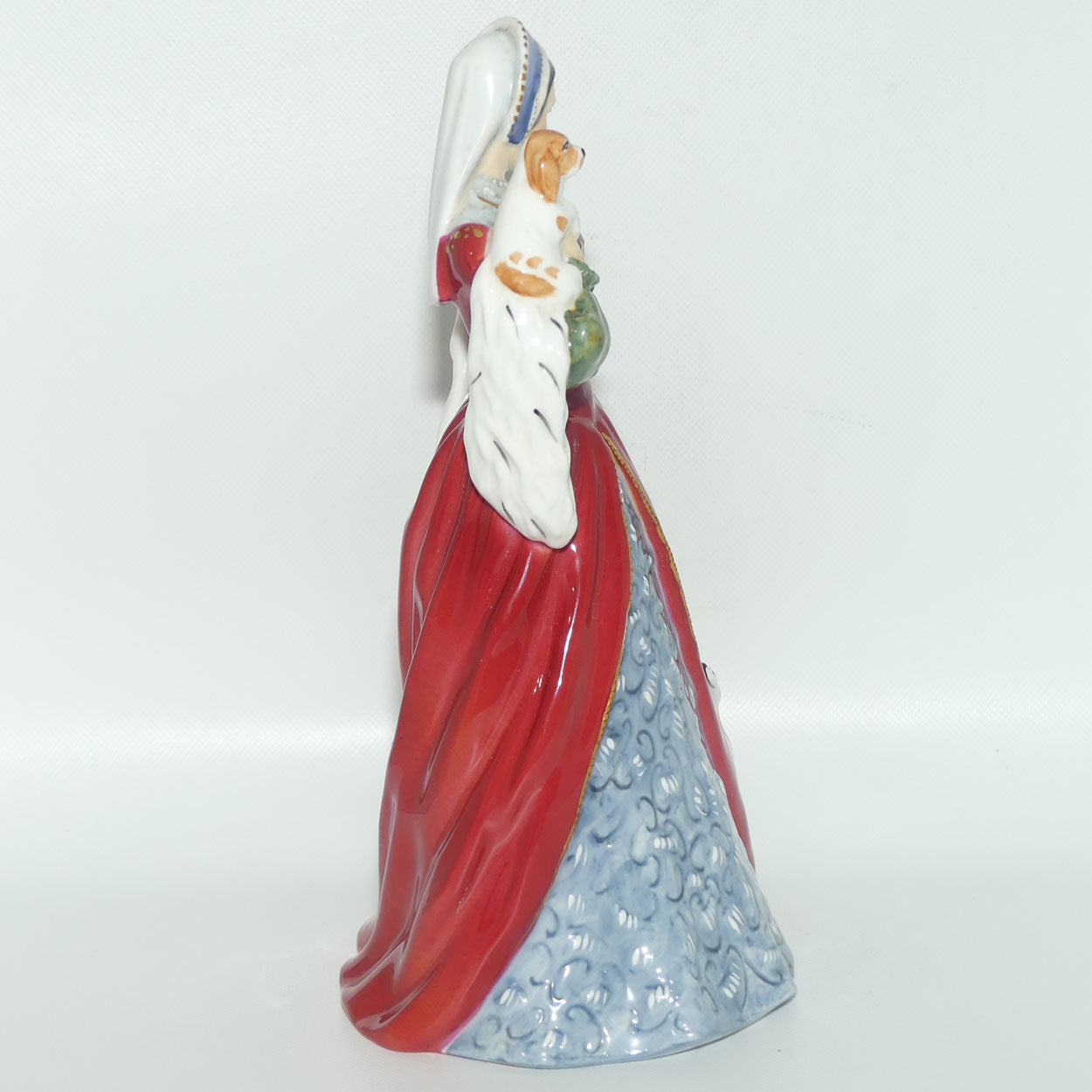 HN3232 Royal Doulton figure Anne Boleyn | #7450/9500