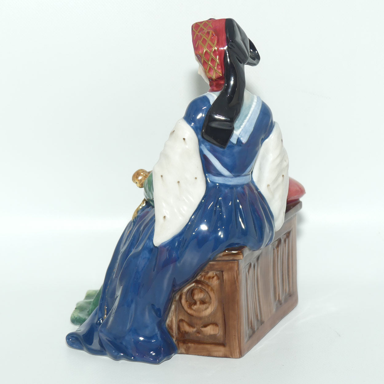 HN3233 Royal Doulton figure Catherine of Aragon | LE 389/9500