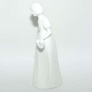 HN3280 Royal Doulton figure  Bridesmaid | Images | boxed