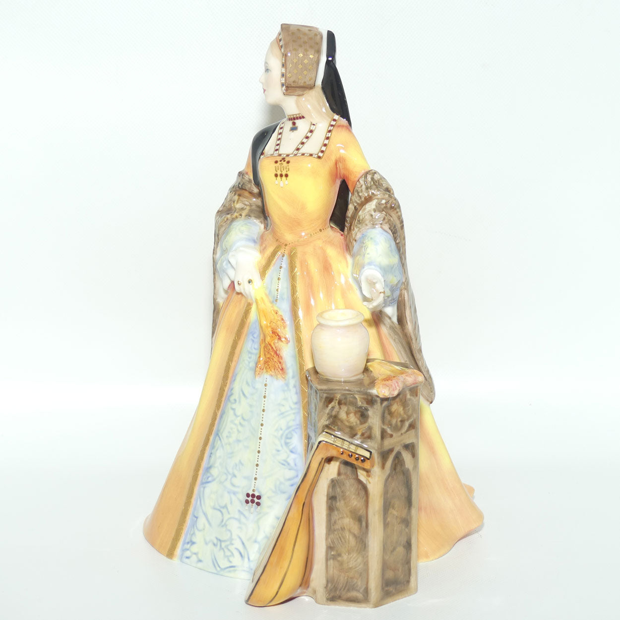 HN3349 Royal Doulton figure Jane Seymour | with Certificate
