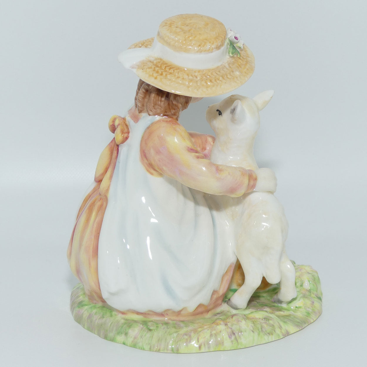 HN3372 Royal Doulton figurine Making Friends | Age of Innocence
