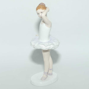 HN3395 Royal Doulton figure Little Ballerina | Mauve | unrecorded