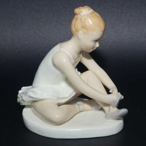 HN3434 Royal Doulton figure Ballet Shoes | First Year of Issue