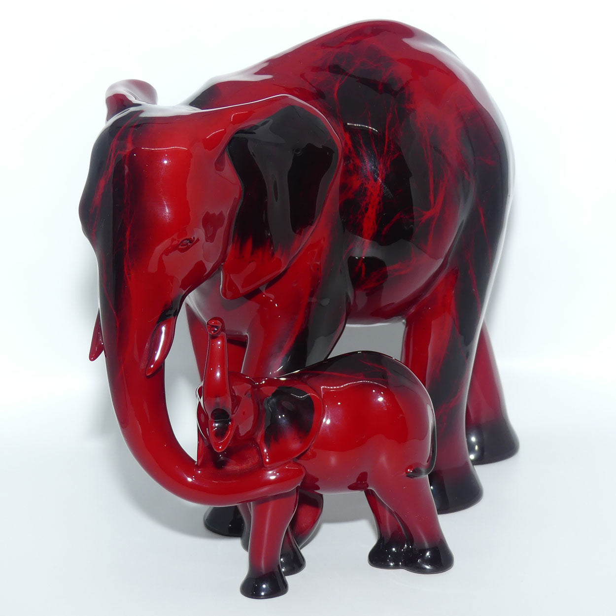 HN3464 Royal Doulton Flambe 'Motherhood' Elephants