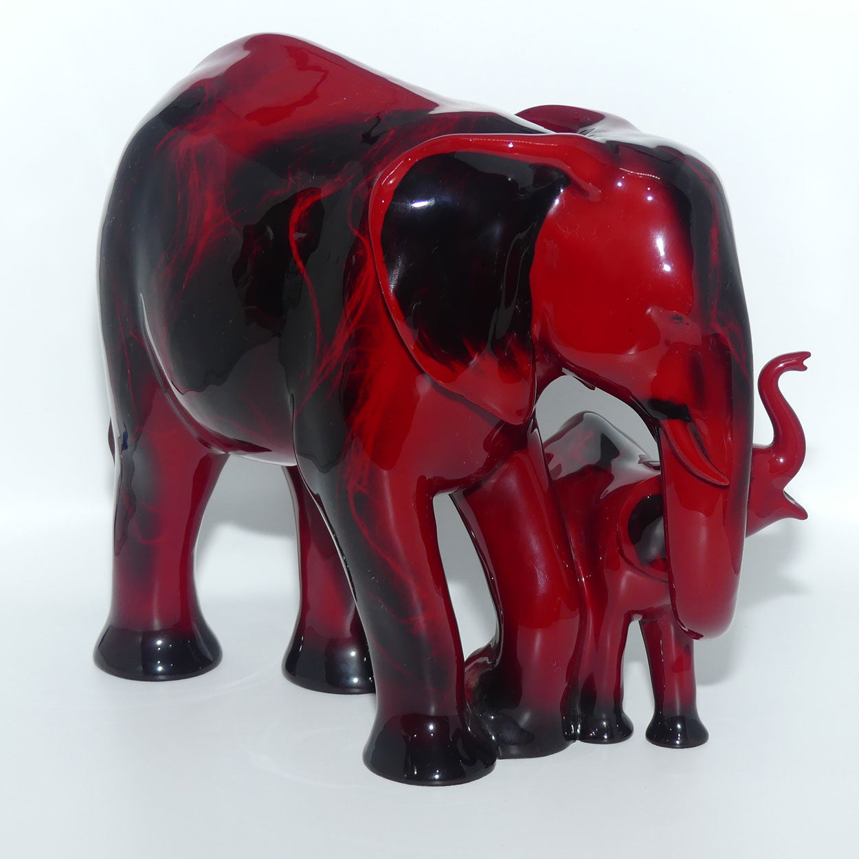 HN3464 Royal Doulton Flambe 'Motherhood' Elephants