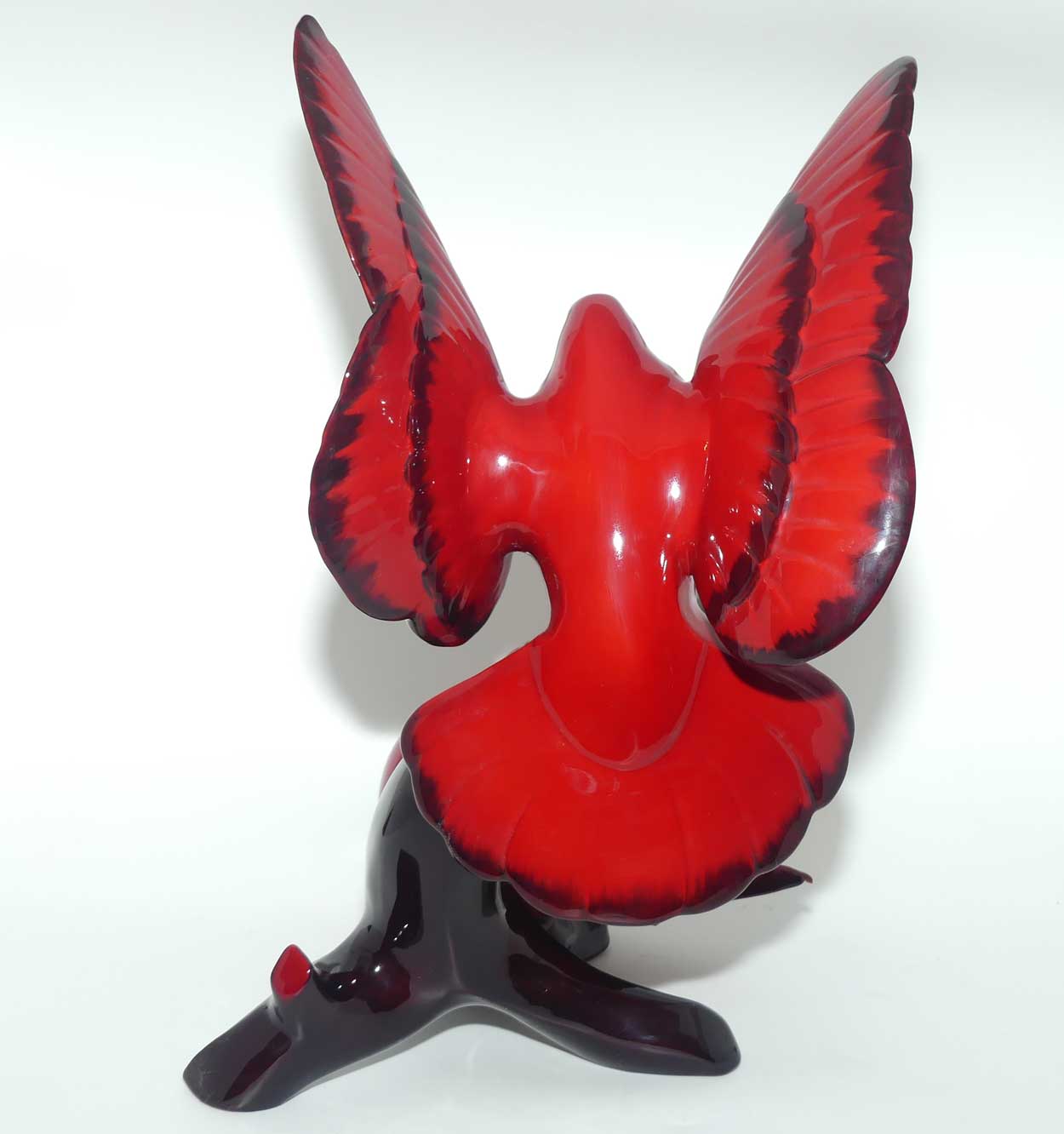 HN3539 Royal Doulton Flambe The Homecoming Doves