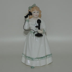 HN3651 Royal Doulton figure Hello Daddy