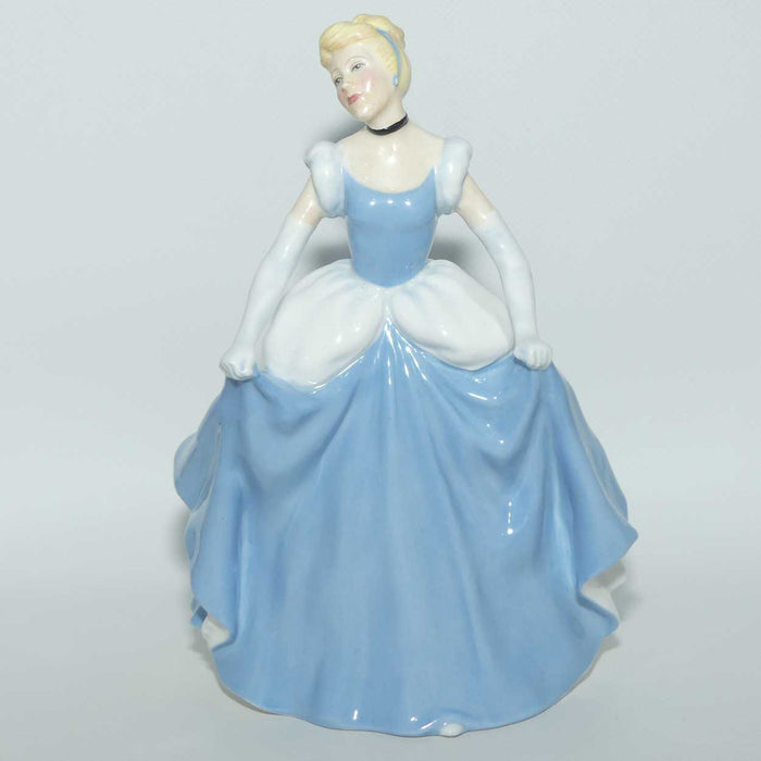 HN3677 Royal Doulton Disney Princesses figure Cinderella | LE 117/2000