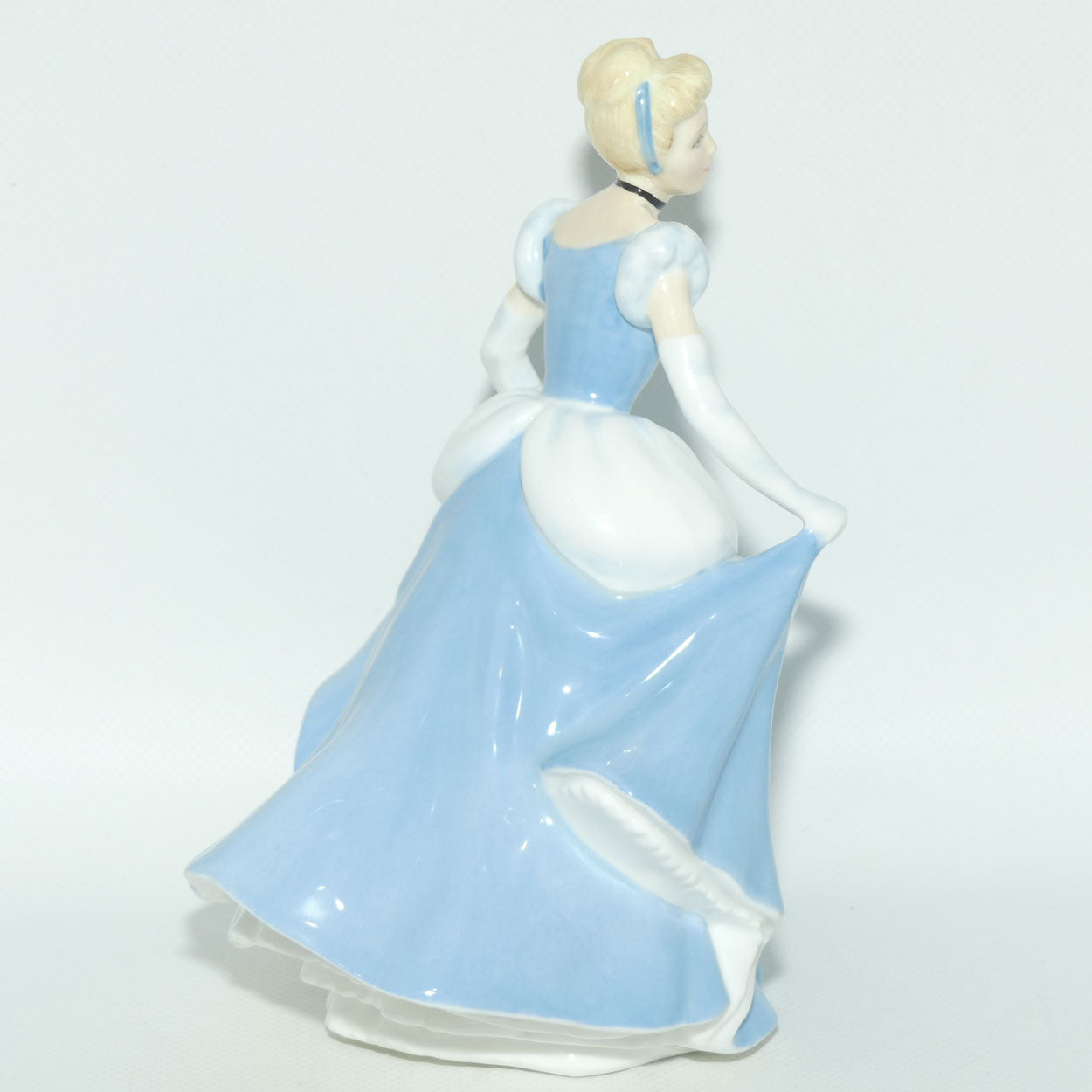 HN3677 Royal Doulton figure Cinderella | Disney Princess Collection | LE246/2000 | Box + Cert