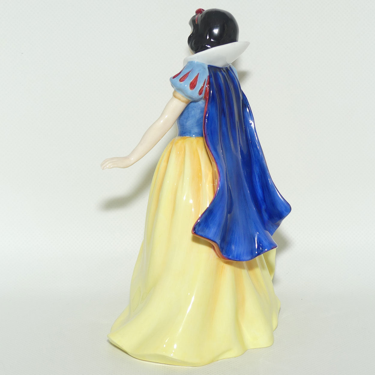 HN3678 Royal Doulton figure Snow White | Disney Princess Collection | LE287/2000 | Box + Cert
