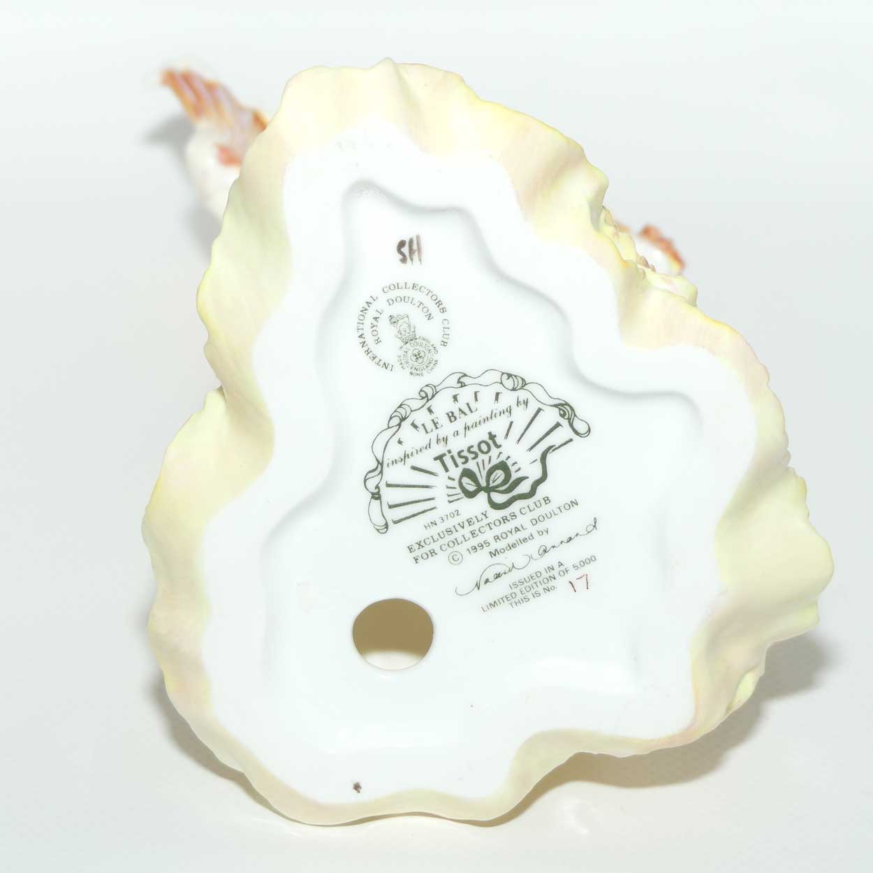 HN3702 Royal Doulton figure Le Bal | LE 17/5000 | figure only