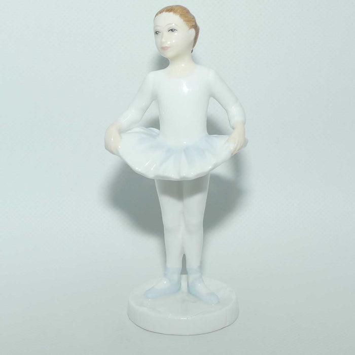 HN3731 Royal Doulton figure Ballet Class | Blue | unrecorded