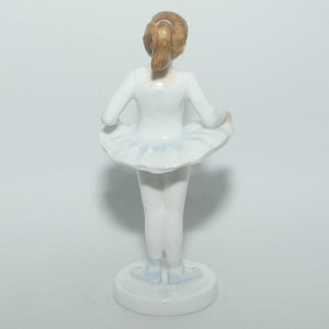 HN3731 Royal Doulton figure Ballet Class | Blue | unrecorded