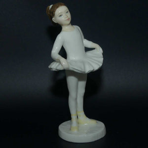 HN3731 Royal Doulton figure Ballet Class | Yellow | #2