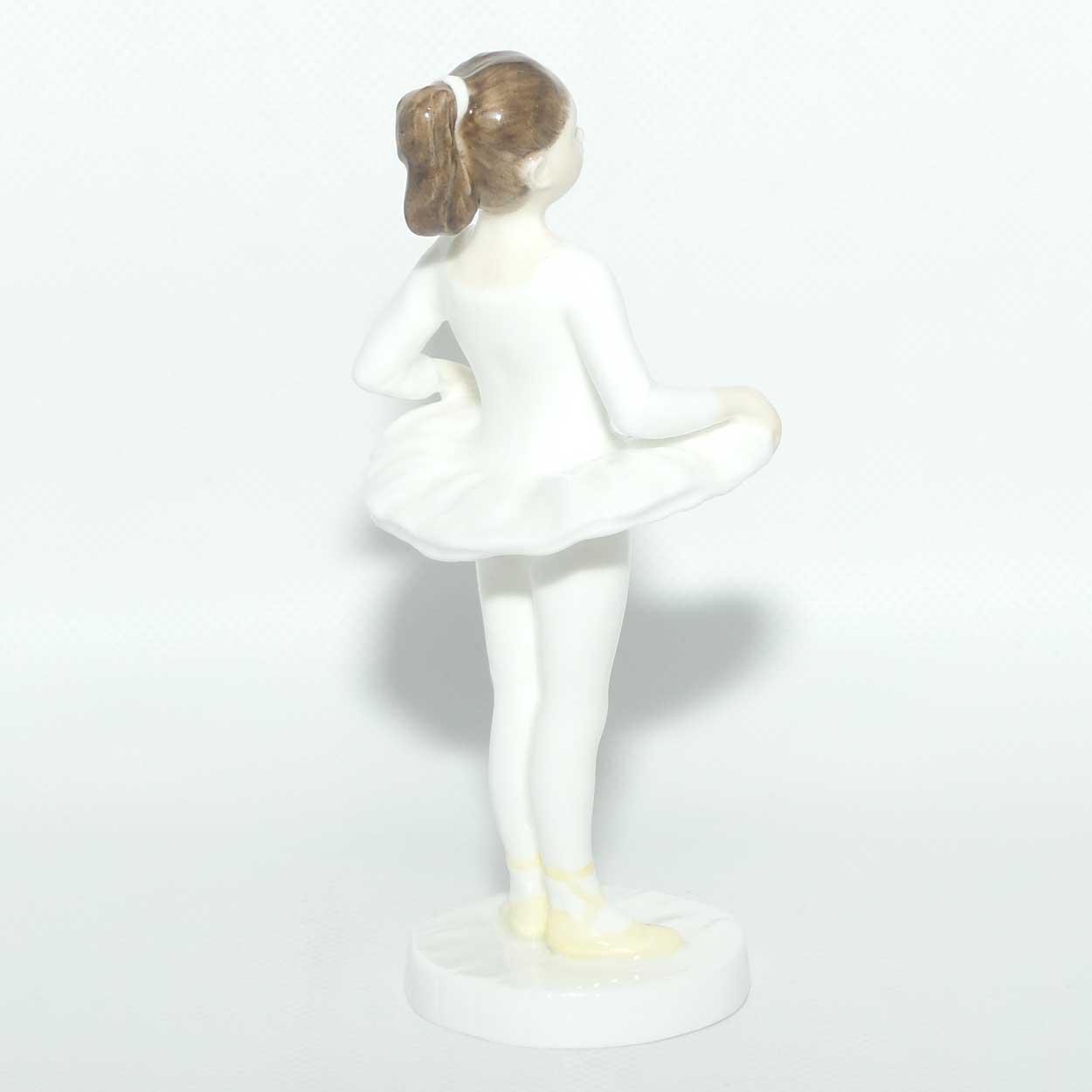 HN3731 Royal Doulton figure Ballet Class | Yellow | #3
