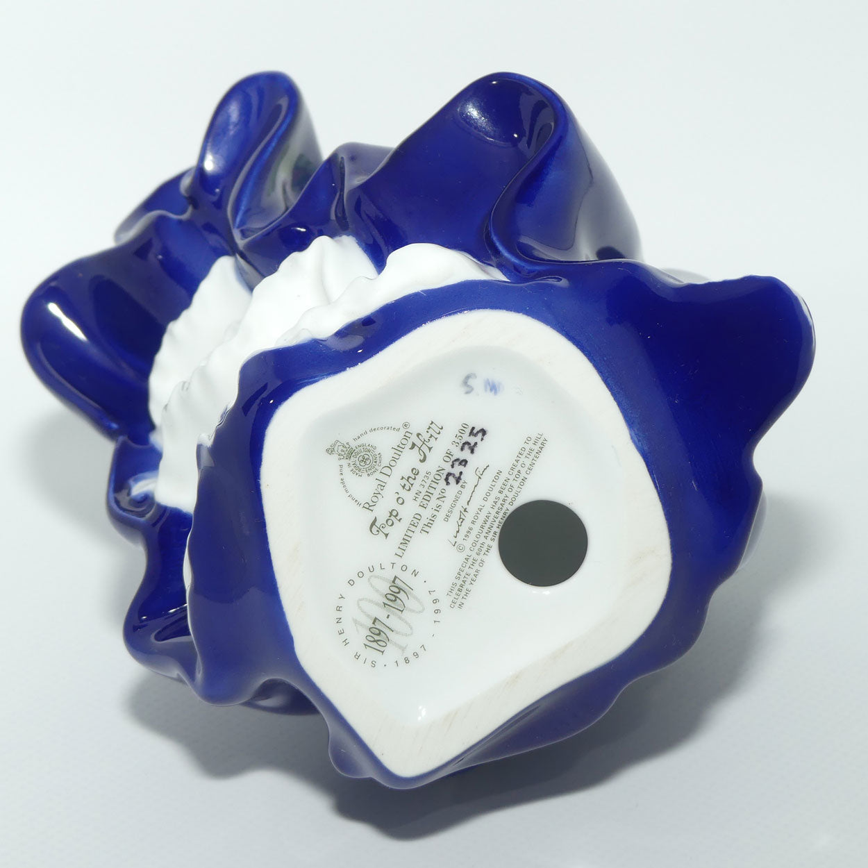 HN3735A Royal Doulton figure Top O' The Hill | Blue | LE2325/3500