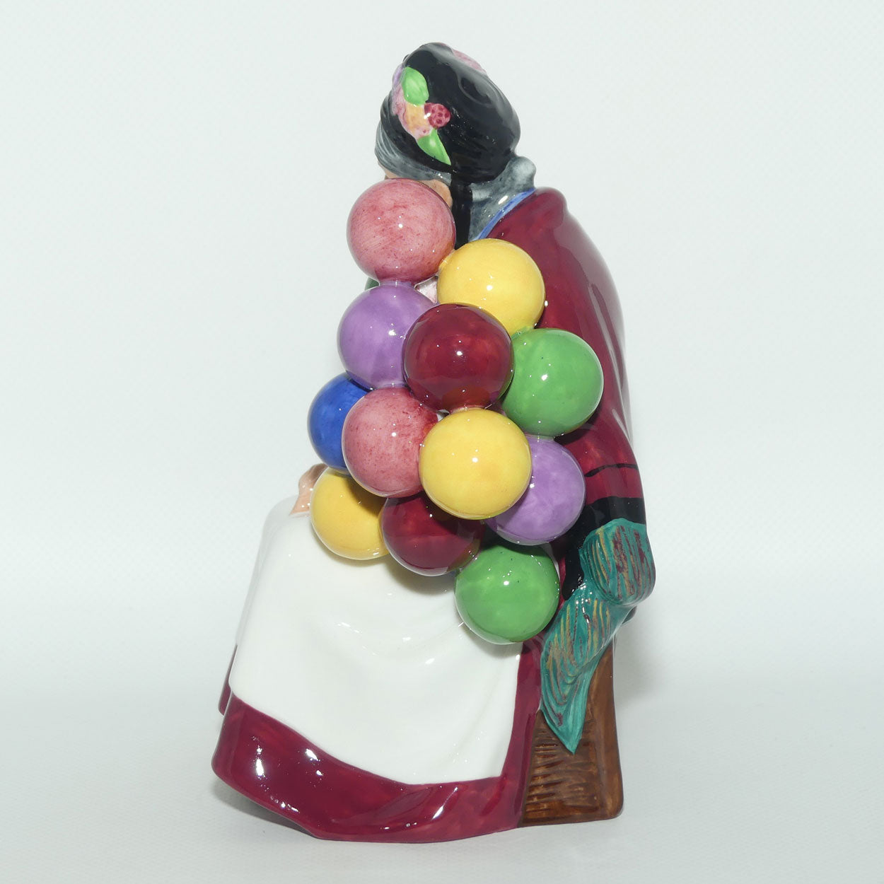 HN3737 Royal Doulton figure The Old Balloon Seller | Special Colourway | box + Cert