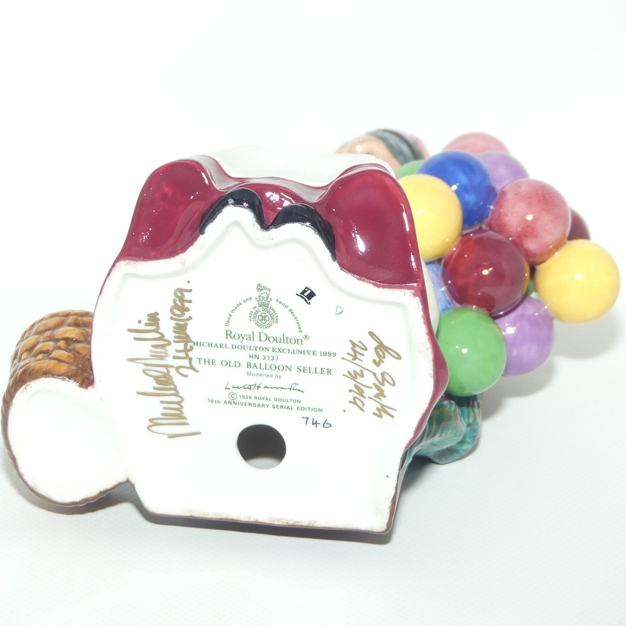 HN3737 Royal Doulton figure The Old Balloon Seller | Special Colourway | box + Cert