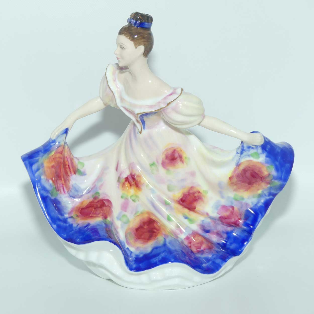 HN3740 Royal Doulton figure Lynne | Special Colourway for 1995