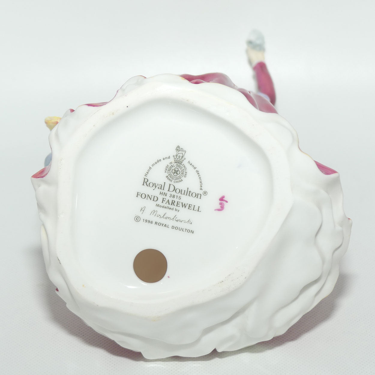 HN3815 Royal Doulton figure Fond Farewell