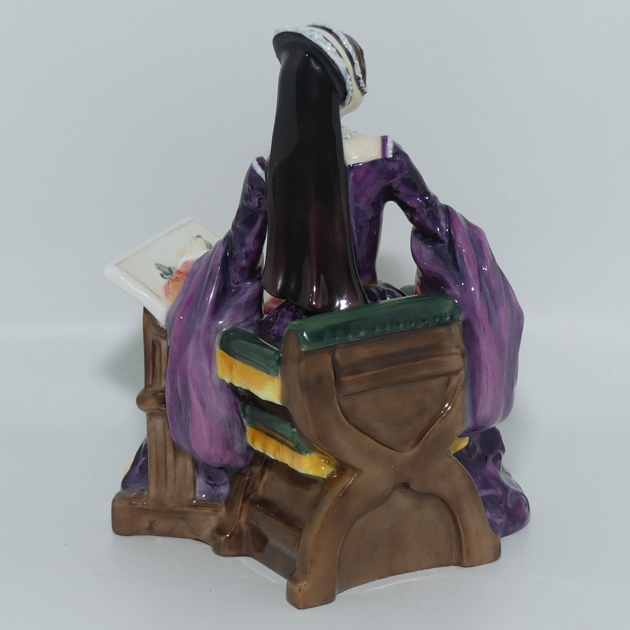 HN3834 Royal Doulton figure Mary Tudor | Tudor Roses