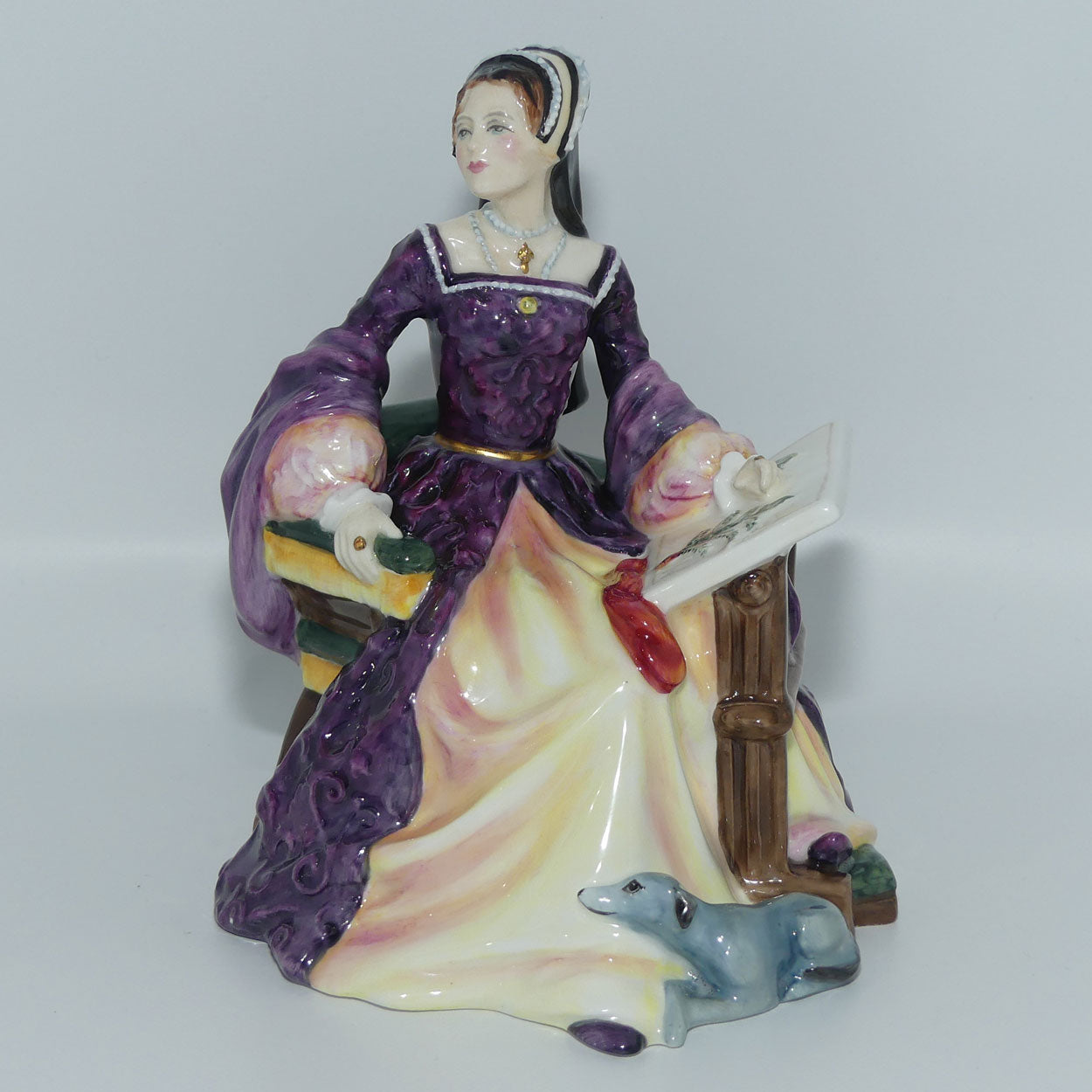 HN3834 Royal Doulton figure Mary Tudor | Tudor Roses