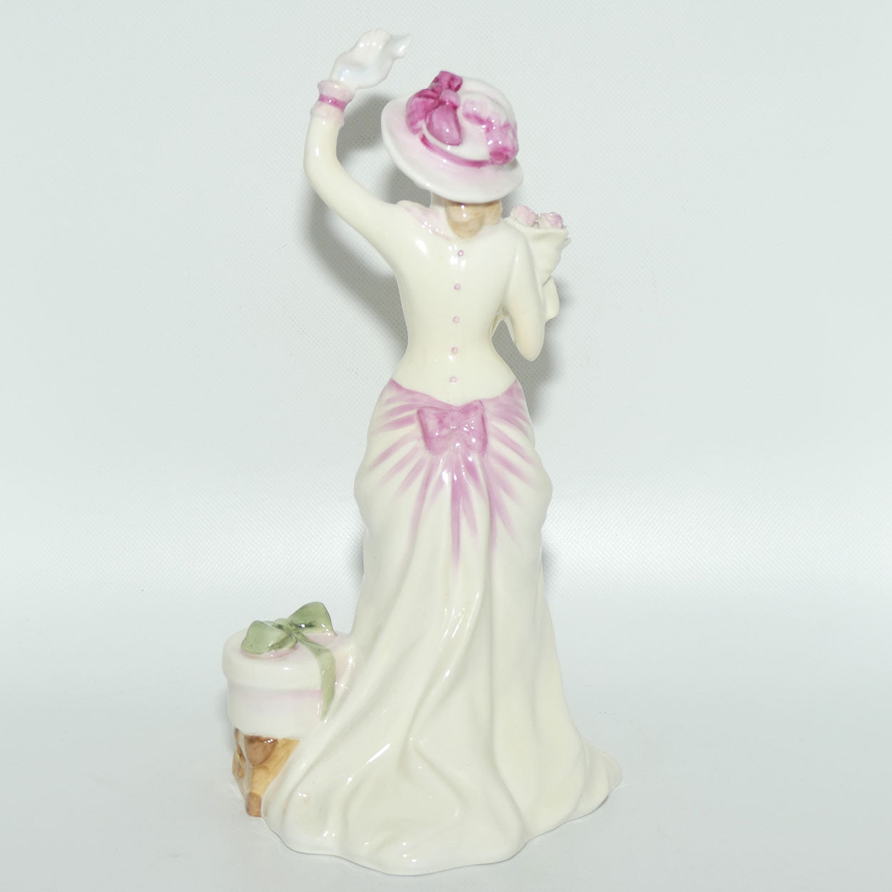 HN3866 Royal Doulton figure Bon Voyage