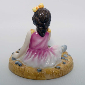 HN3877 Royal Doulton figure On the Beach