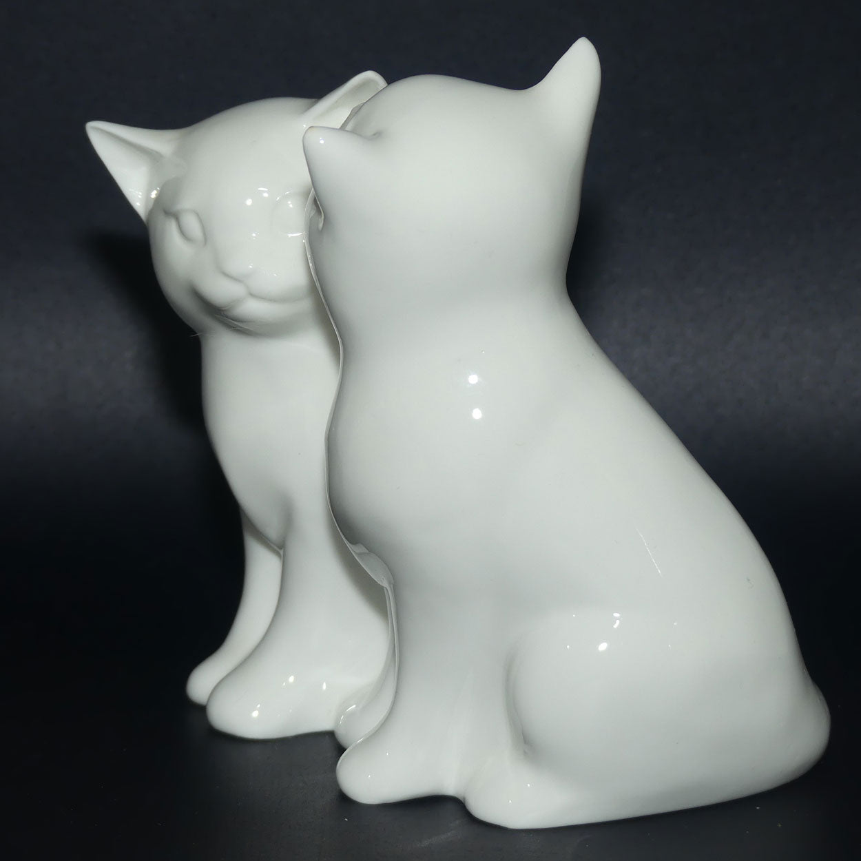 HN3893 Royal Doulton figure Images of Nature | Playtime | 2 White Kittens