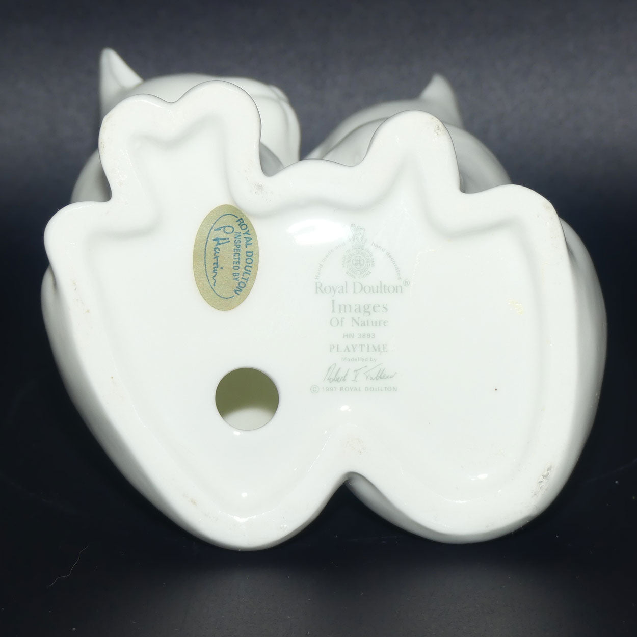HN3893 Royal Doulton figure Images of Nature | Playtime | 2 White Kittens