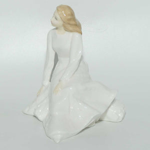 HN3934 Royal Doulton figure Across the Miles | Sentiments | boxed