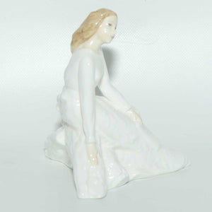 HN3934 Royal Doulton figure Across the Miles | Sentiments | boxed