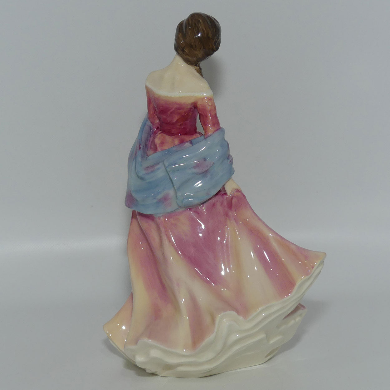 Royal Doulton figure Summer Scent HN3955 | Designer: Alan Maslankowski